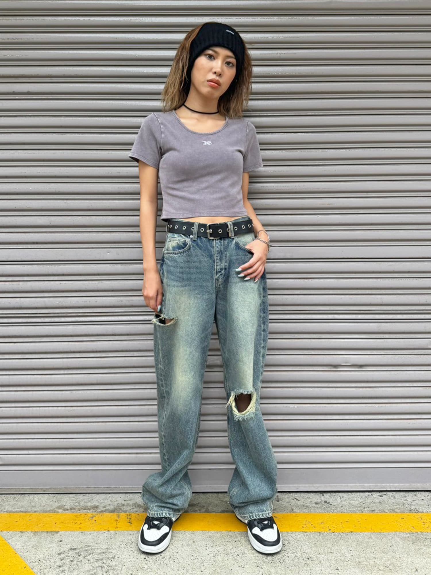 ロゴ刺繍加工チビT–
