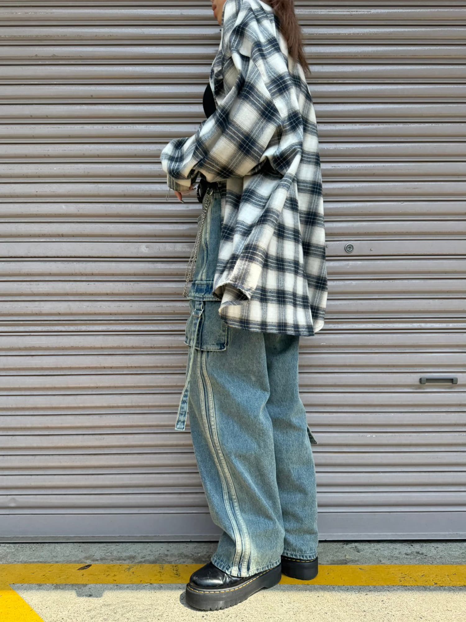 カーゴポケットワイドデニムパンツ
