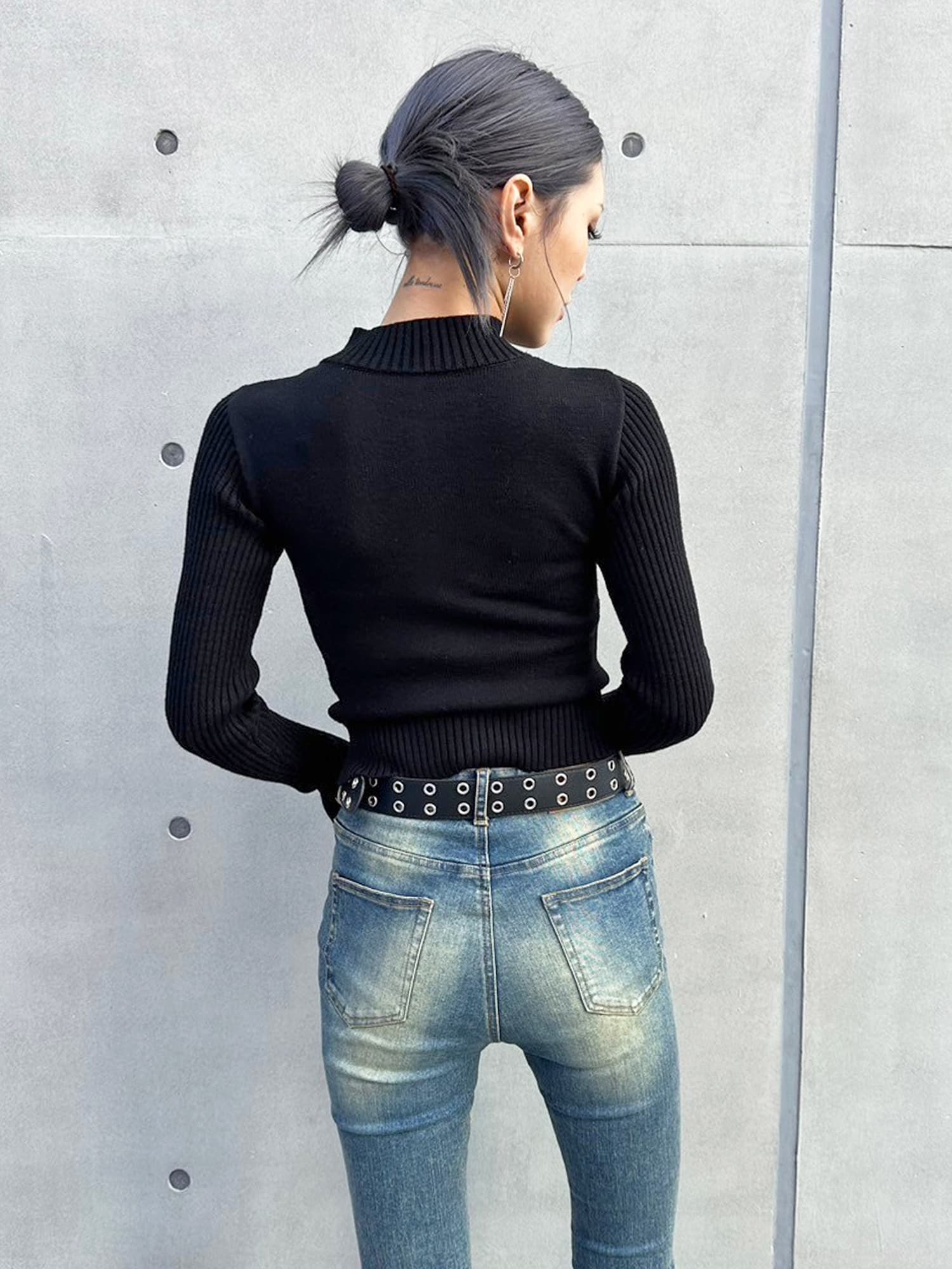 2パターン編地デザインニットTOP–